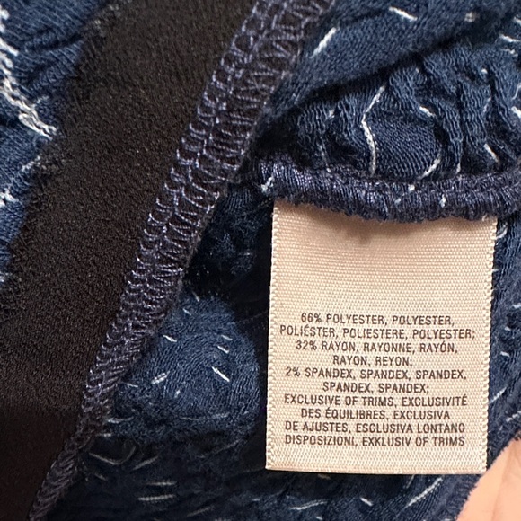 Anthropology Navy Blue Patterned Women's Top - Picture 3 of 6